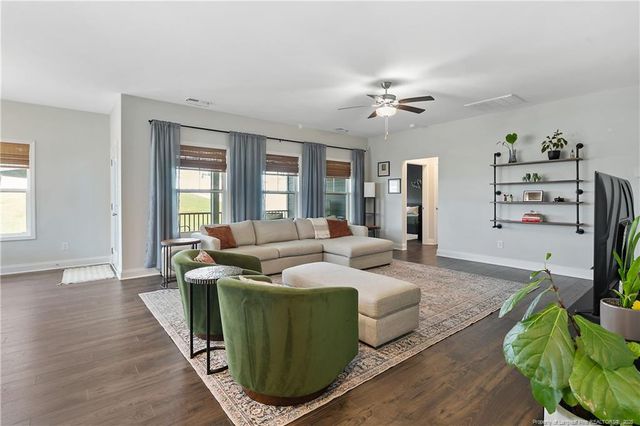 4244 Dock View Road, Fayetteville, NC 28306