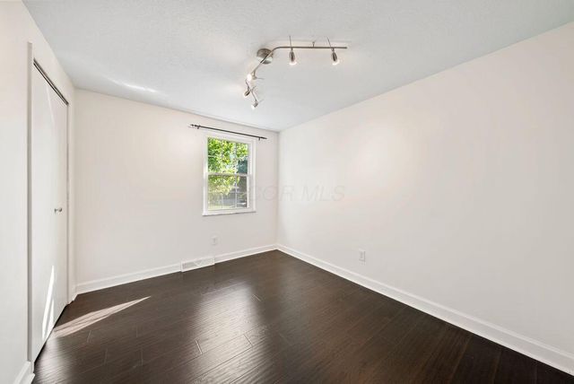 5636 Orchid Place, Columbus, OH 43235