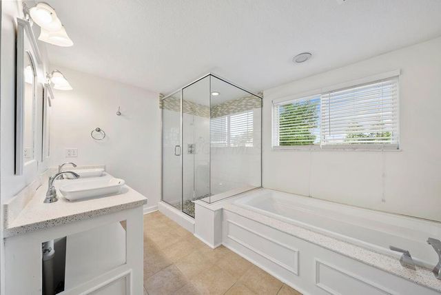 5636 Orchid Place, Columbus, OH 43235