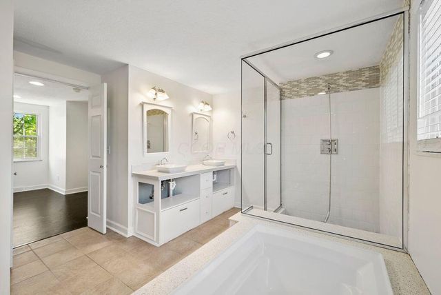 5636 Orchid Place, Columbus, OH 43235