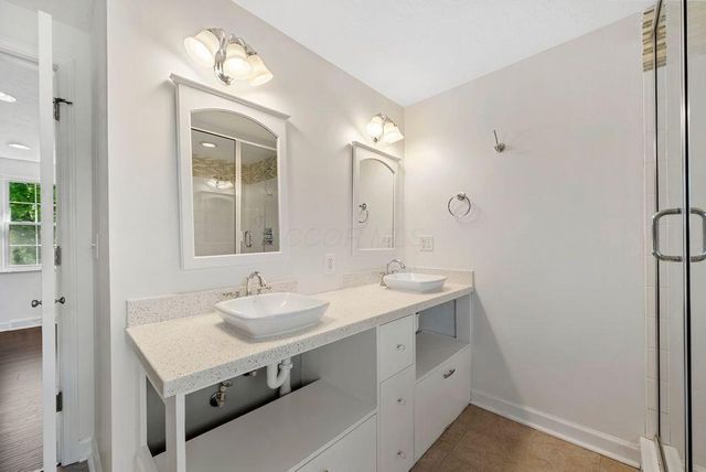 5636 Orchid Place, Columbus, OH 43235