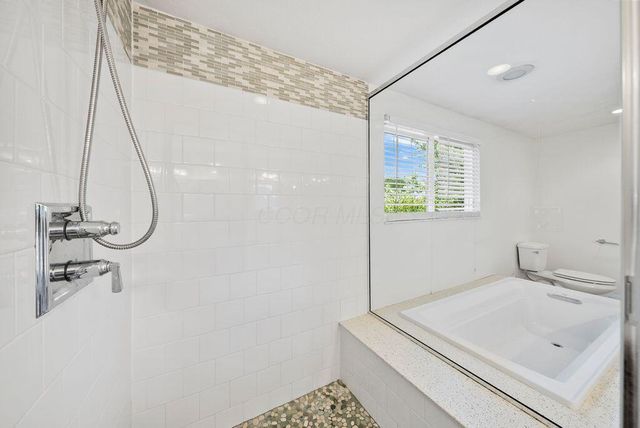5636 Orchid Place, Columbus, OH 43235