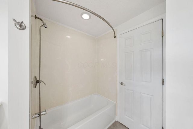 5636 Orchid Place, Columbus, OH 43235
