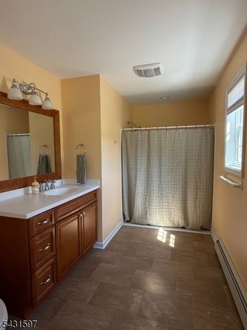 18 Kline Blvd, Readington Twp., NJ 08889