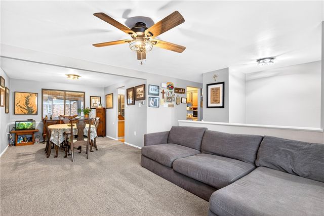 97 Prestwick Dr, City Of Greensburg, PA 15601