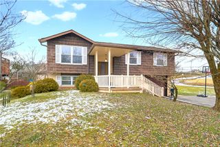 97 Prestwick Dr, City Of Greensburg, PA 15601
