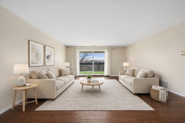 714 Walnut Drive 405, Darien, IL 60561