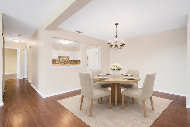 714 Walnut Drive 405, Darien, IL 60561