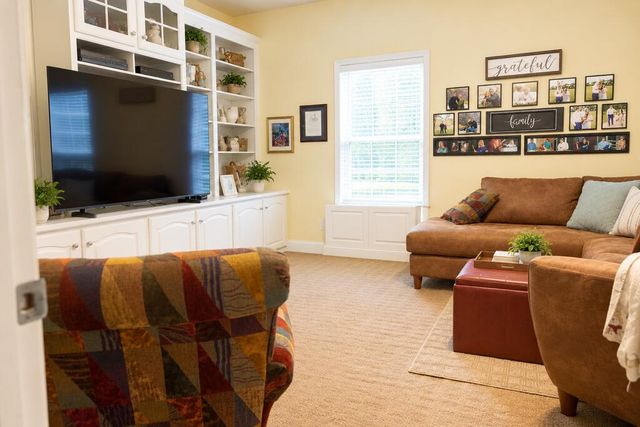 235 Creekside Dr., Dothan, AL 36305