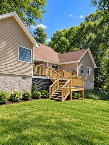 235 Creekside Dr., Dothan, AL 36305