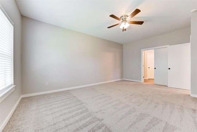 17600 Hampton Park Drive, Edmond, OK 73012