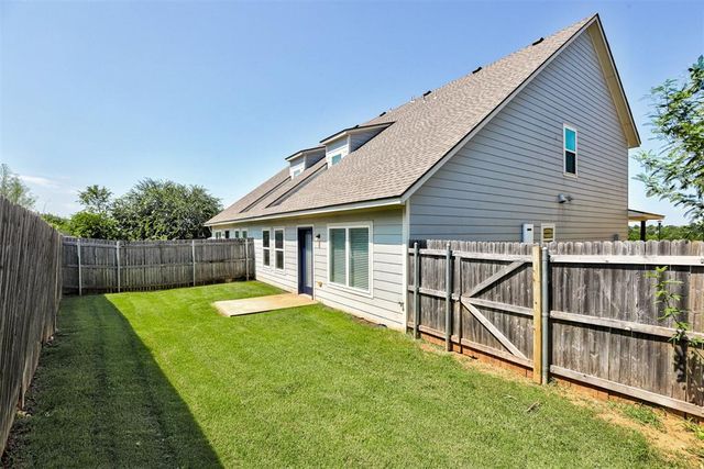 17600 Hampton Park Drive, Edmond, OK 73012