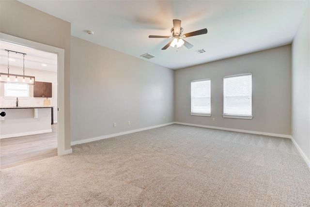 17600 Hampton Park Drive, Edmond, OK 73012