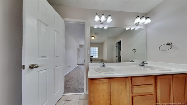 3430 Broomsgrove Drive, Fayetteville, NC 28306