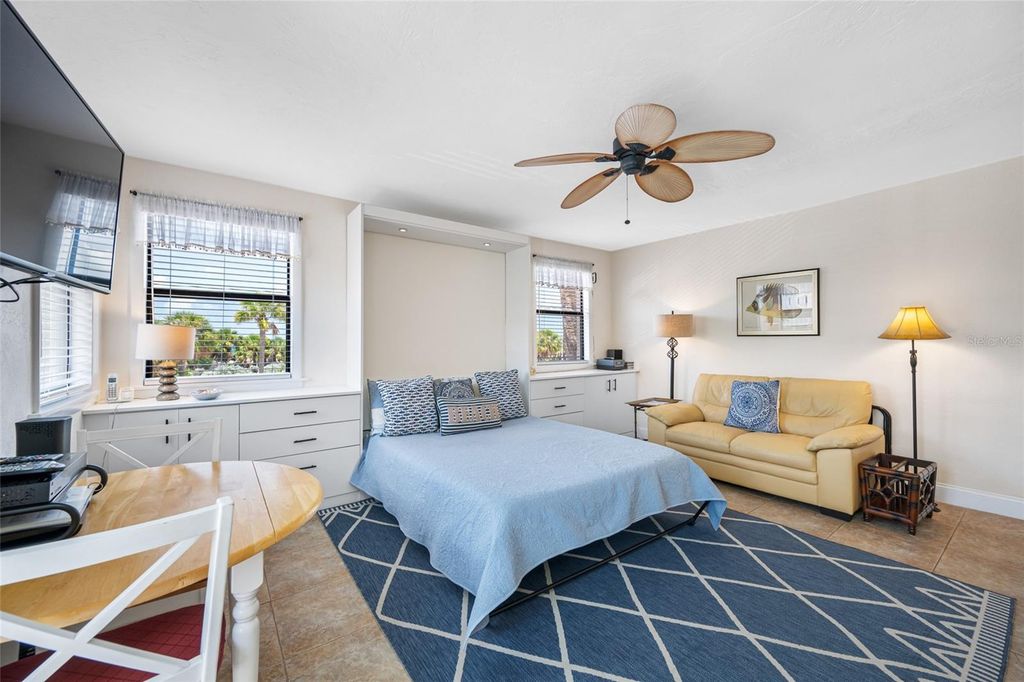 Image 8 of property listing at 6700 SUNSET WAY 105, St Pete Beach, FL 33706