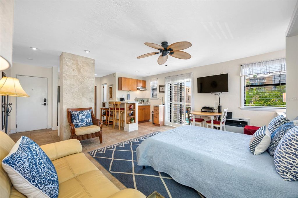 Image 10 of property listing at 6700 SUNSET WAY 105, St Pete Beach, FL 33706