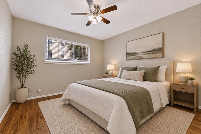 8808 Pineridge DR B, Austin, TX 78729