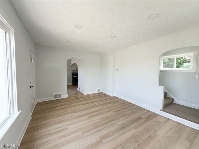 3407 Wellington Avenue, Parma, OH 44134
