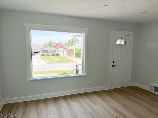 3407 Wellington Avenue, Parma, OH 44134