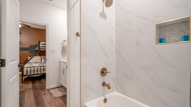 1219 Beaconsfield Lane 905, Arlington, TX 76011