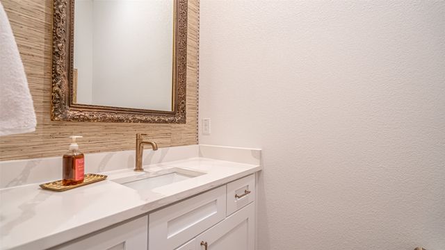 1219 Beaconsfield Lane 905, Arlington, TX 76011