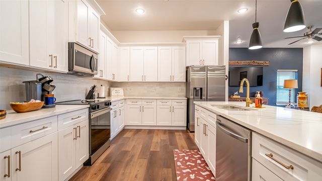 1219 Beaconsfield Lane 905, Arlington, TX 76011