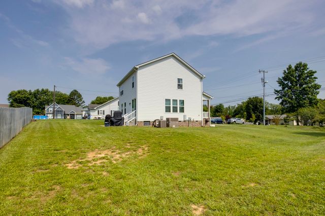 8415 Highway 25, E, Cross Plains, TN 37049