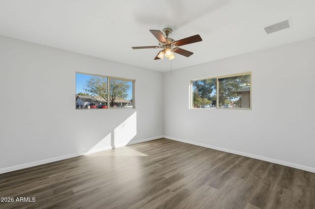 2221 E Osborn Road, Phoenix, AZ 85016