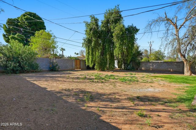 2221 E Osborn Road, Phoenix, AZ 85016