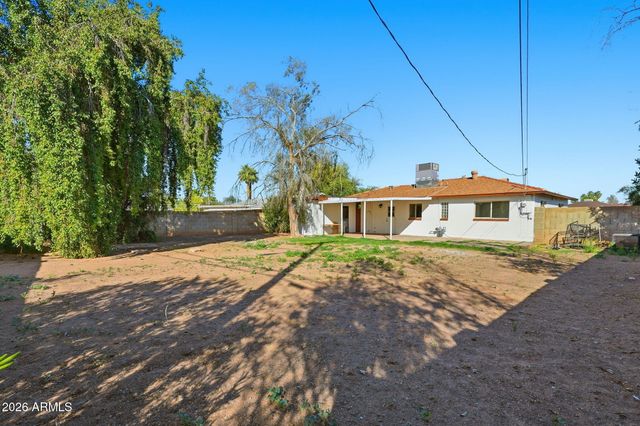 2221 E Osborn Road, Phoenix, AZ 85016