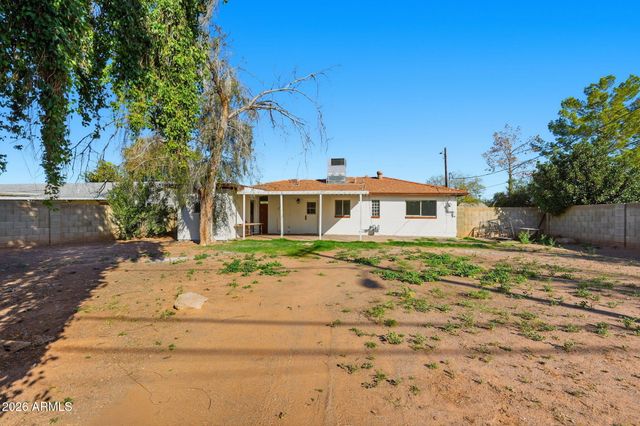 2221 E Osborn Road, Phoenix, AZ 85016