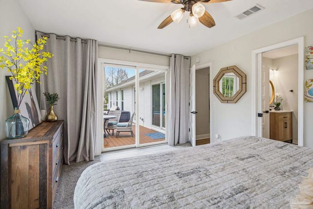 435 Meander Ln, Cantonment, FL 32533