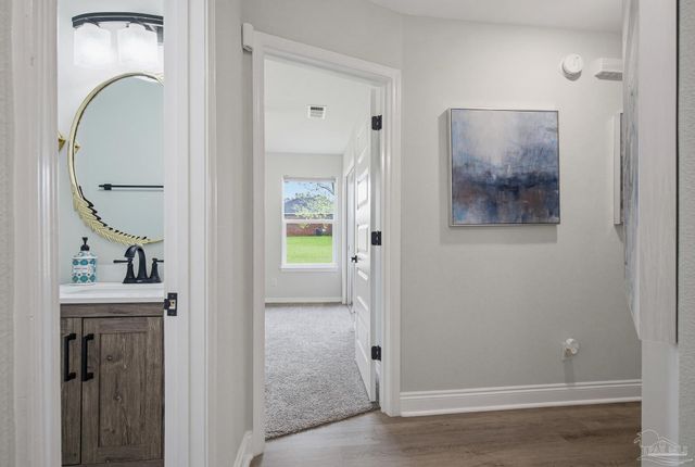 435 Meander Ln, Cantonment, FL 32533