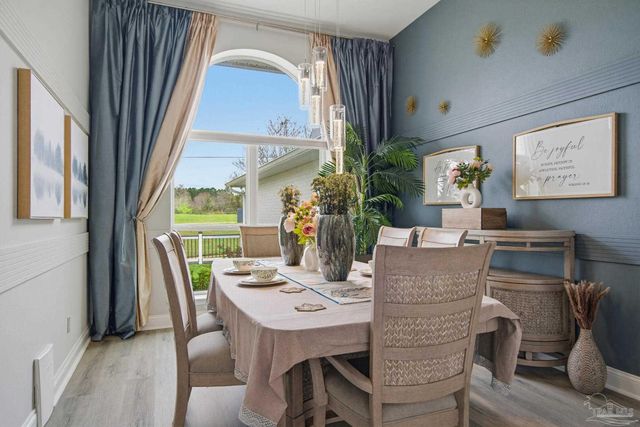 435 Meander Ln, Cantonment, FL 32533