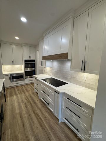 112 Wexford Pointe 5, Hickory, NC 28601