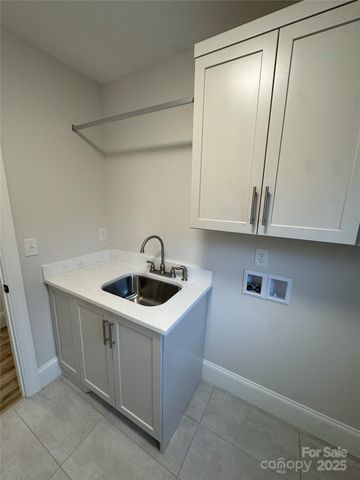 112 Wexford Pointe 5, Hickory, NC 28601