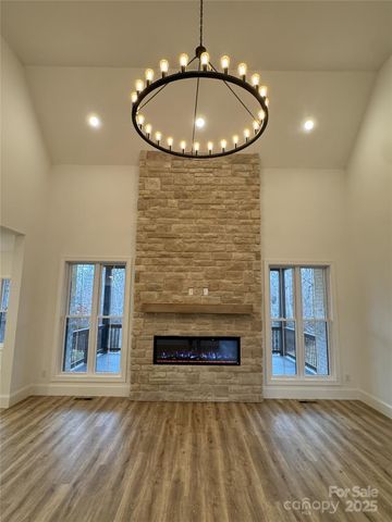 112 Wexford Pointe 5, Hickory, NC 28601