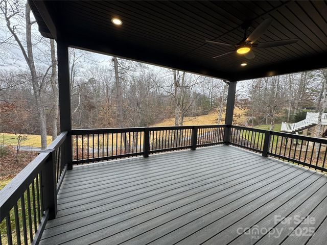 112 Wexford Pointe 5, Hickory, NC 28601