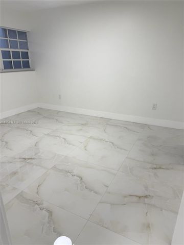 9608 SW 2nd Ln 1, Miami, FL 33174