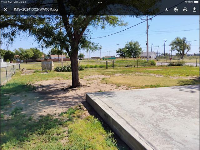221 S Brandt Street, Spearman, TX 79081