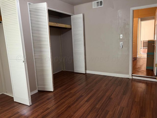 221 S Brandt Street, Spearman, TX 79081