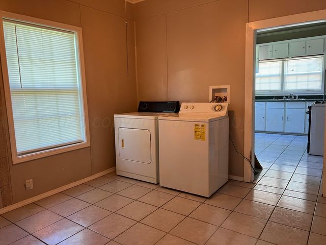 221 S Brandt Street, Spearman, TX 79081