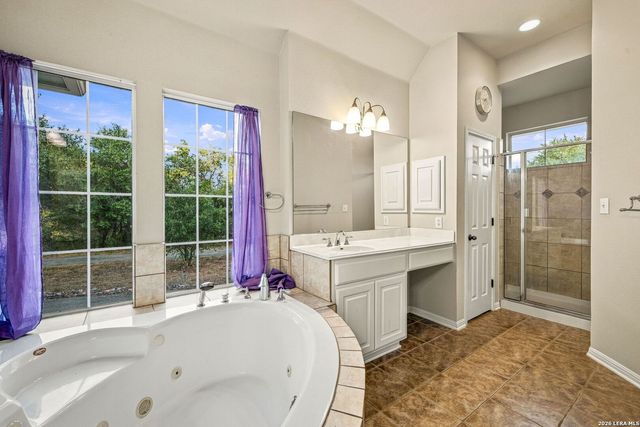 289 LONE CREEK CIR, New Braunfels, TX 78132