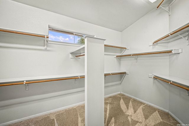 289 LONE CREEK CIR, New Braunfels, TX 78132