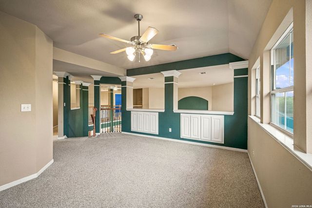 289 LONE CREEK CIR, New Braunfels, TX 78132