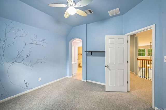 289 LONE CREEK CIR, New Braunfels, TX 78132