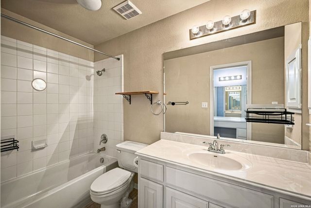 289 LONE CREEK CIR, New Braunfels, TX 78132