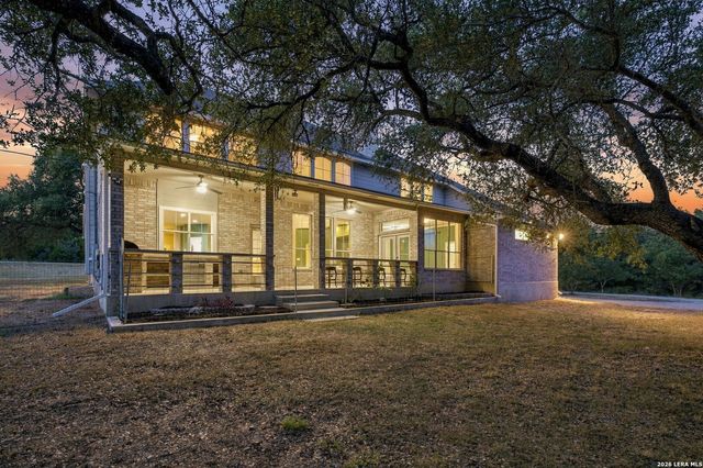 289 LONE CREEK CIR, New Braunfels, TX 78132