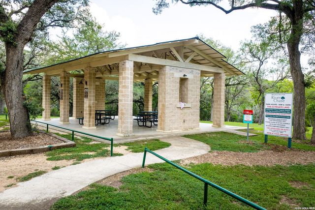 289 LONE CREEK CIR, New Braunfels, TX 78132