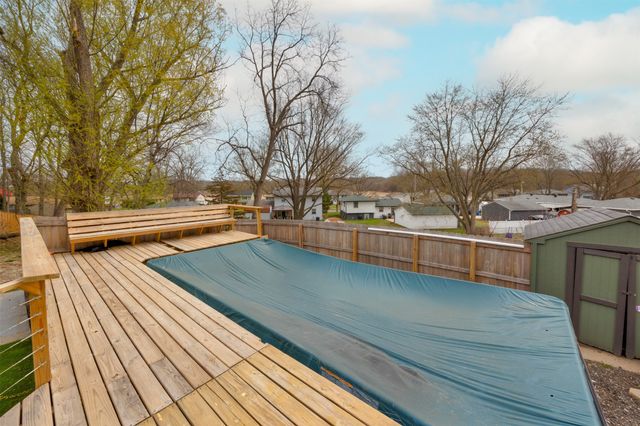 701 Hickory Hill Lane, Des Moines, IA 50317